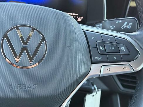 Used 2025 Volkswagen Jetta Sport FWD image 20