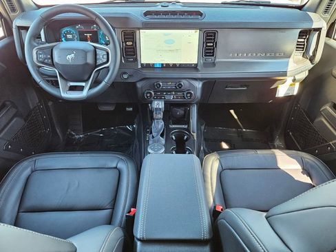 New 2025 Ford Bronco Badlands w/ Sasquatch Package image 42