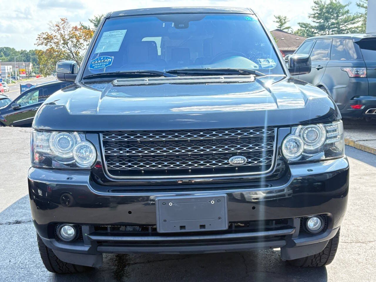 Used 2012 Land Rover Range Rover HSE AWD/4WD image 2