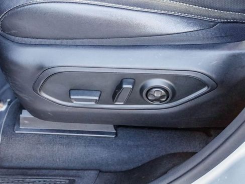 Certified 2024 Jeep Grand Cherokee L Limited w/ Luxury Tech Group II image 27