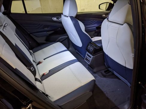 New 2026 Volkswagen ID.4 Pro S Plus AWD/4WD image 25