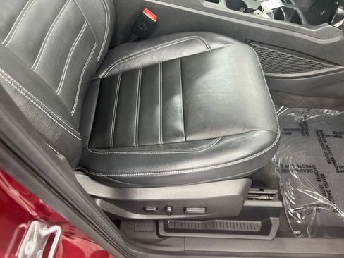 Used 2018 Ford Escape Titanium w/ Ford Safe & Smart Package AWD/4WD image 23