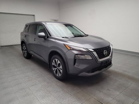 Used 2021 Nissan Rogue SV image 13