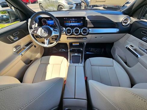 New 2026 Mercedes-Benz GLB 250 4MATIC image 24