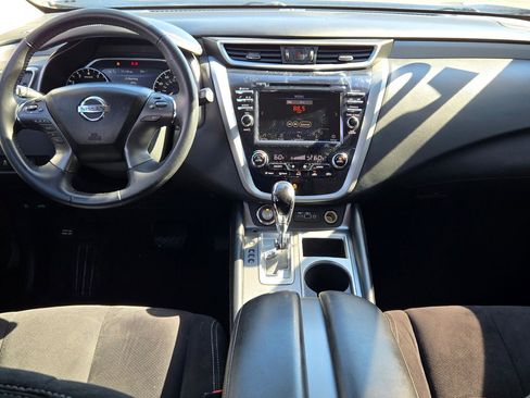 Used 2020 Nissan Murano SV image 18