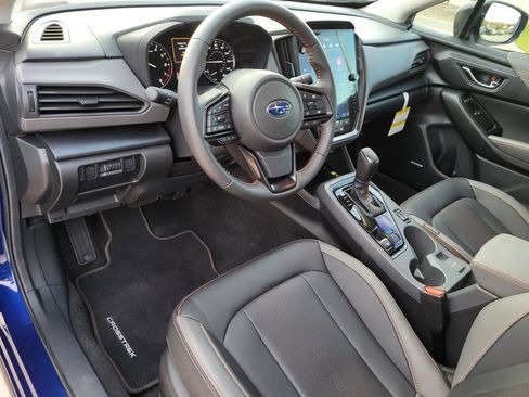 Certified 2025 Subaru Crosstrek 2.5i Limited w/ Crosstrek Mirror Package image 19