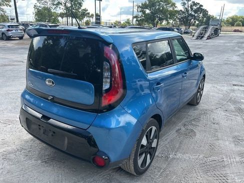 Used 2016 Kia Soul + w/ Designer's Package FWD image 4