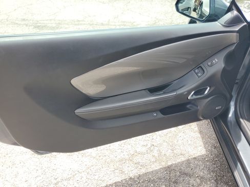 Used 2010 Chevrolet Camaro LT RWD image 10