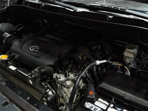 Used 2017 Toyota Tundra Limited image 45