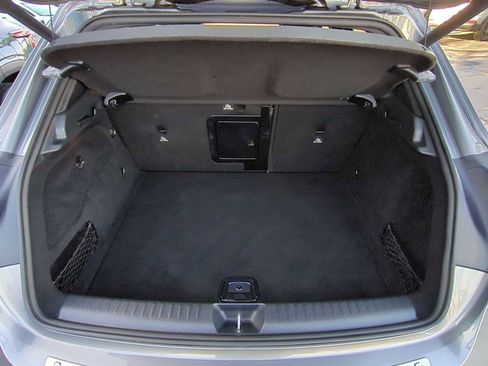 Used 2018 Mercedes-Benz GLA 250 4MATIC image 25