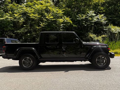 Used 2022 Jeep Gladiator Rubicon w/ LED Lighting Group AWD/4WD image 5