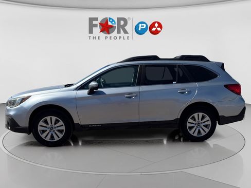 Used 2019 Subaru Outback 2.5i Premium image 4