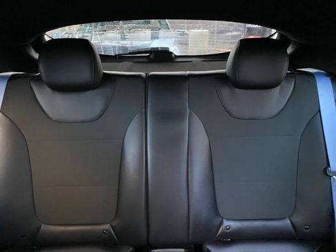 Certified 2022 Hyundai Veloster N FWD image 18