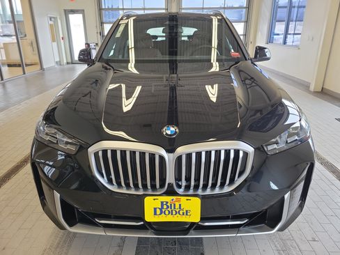 Used 2026 BMW X5 xDrive40i w/ Climate Comfort Package AWD/4WD image 2