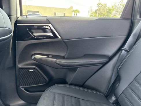 New 2026 Mitsubishi Outlander AWD image 16