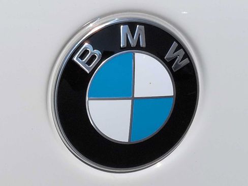 Used 2026 BMW X5 xDrive40i w/ M Sport Package AWD/4WD image 12
