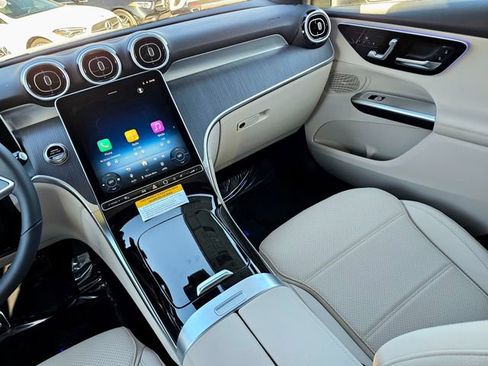 New 2026 Mercedes-Benz GLC 300 4MATIC image 32