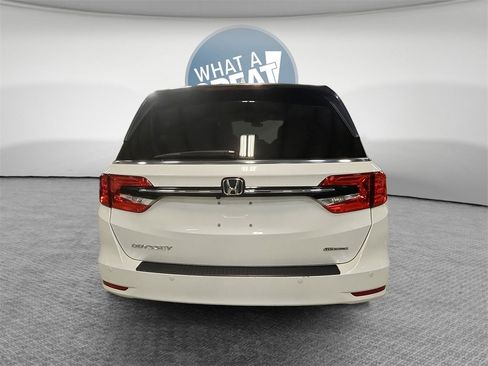 Used 2024 Honda Odyssey Touring image 5
