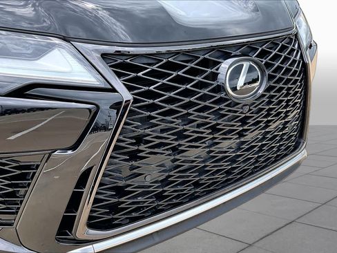 Used 2023 Lexus LX 600 F Sport w/ Accessory Package (Z1) AWD/4WD image 30