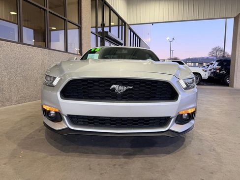 Used 2015 Ford Mustang Premium image 27
