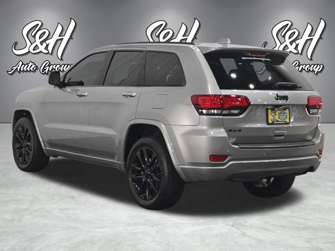 Used 2021 Jeep Grand Cherokee Laredo X AWD/4WD image 16