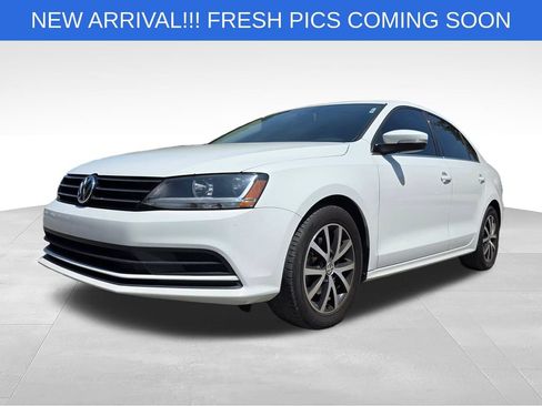 Used 2017 Volkswagen Jetta SE FWD image 13