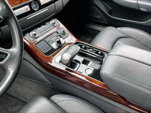 Used 2013 Audi A8 L 4.0T image 15