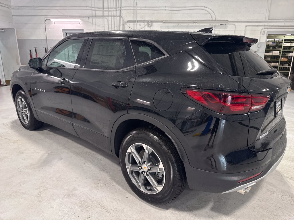 New 2026 Chevrolet Blazer LT FWD image 42