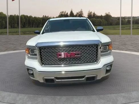 Used 2014 GMC Sierra 1500 SLT w/ SLT Crew Cab Value Package AWD/4WD image 24