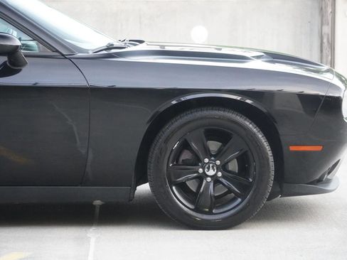 Used 2017 Dodge Challenger SXT RWD image 24