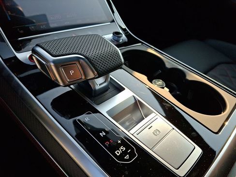 New 2026 Audi SQ8 Prestige AWD/4WD image 8