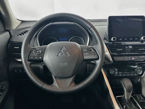 Used 2022 Mitsubishi Eclipse Cross SE FWD image 18