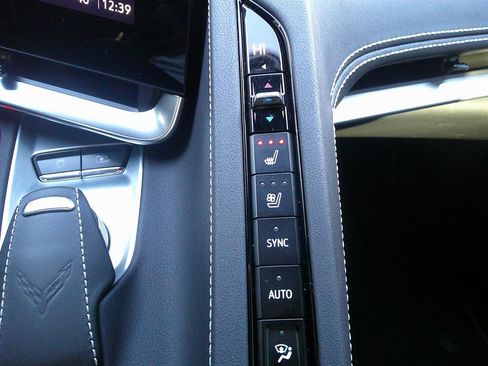 Used 2023 Chevrolet Corvette Stingray Preferred Cpe w/ Battery Protection Package image 34