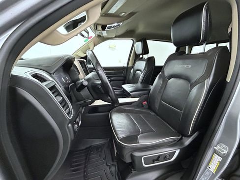 Used 2020 RAM 1500 Laramie image 10