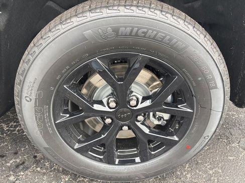 New 2025 Jeep Grand Cherokee L Altitude image 27