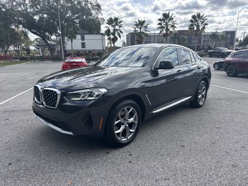 Used 2024 BMW X4 xDrive30i image 8