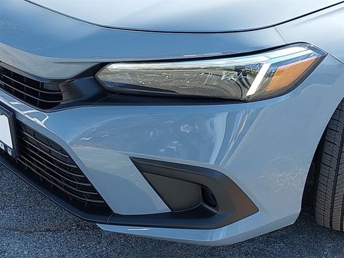 Certified 2023 Honda Civic Sport image 32