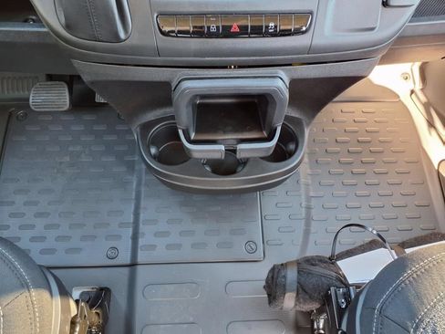 New 2025 RAM ProMaster 2500 w/ Convenience Group FWD image 16