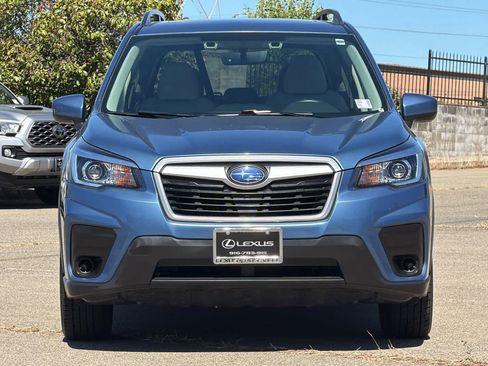 Used 2019 Subaru Forester Premium AWD/4WD image 10