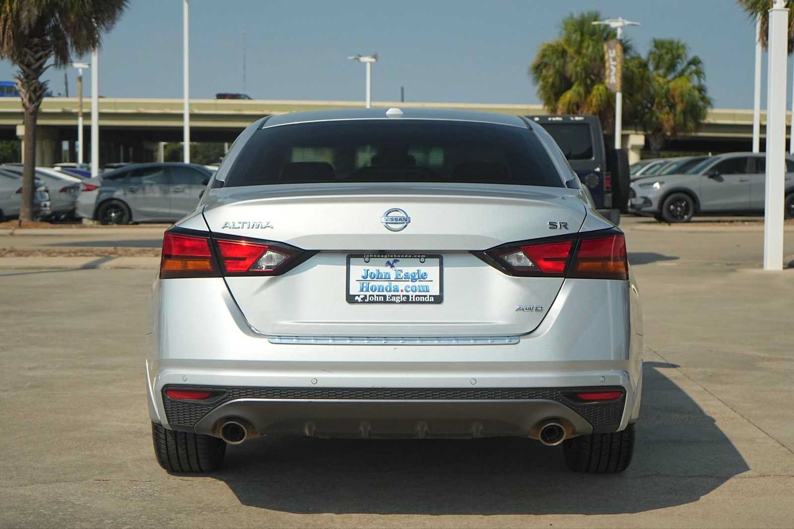 Used 2022 Nissan Altima 2.5 SR AWD/4WD image 5