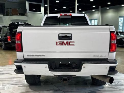 Used 2015 GMC Sierra 2500 Denali w/ Duramax Plus Package image 57