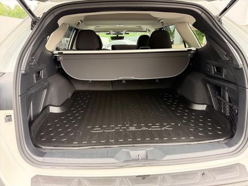 Certified 2025 Subaru Outback Premium AWD/4WD image 28
