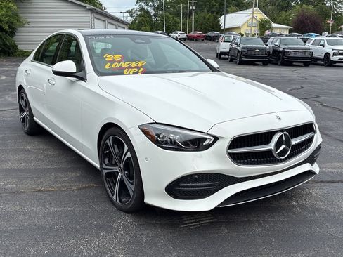Used 2025 Mercedes-Benz C 300 4MATIC Sedan image 3