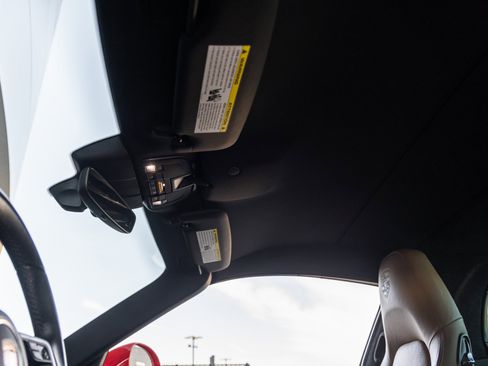 Certified 2019 Porsche 911 Targa 4S image 29