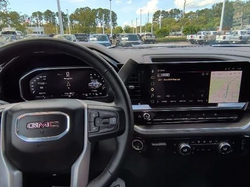 Used 2026 GMC Sierra 1500 SLT AWD/4WD image 20