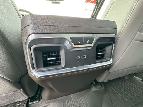 Used 2025 GMC Sierra 1500 SLT w/ SLT Premium Plus Package image 21