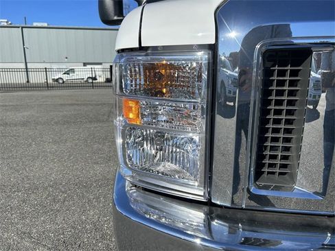 New 2024 Ford E-450 and Econoline 450 Super Duty w/ Power Windows & Locks Group image 18