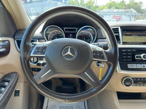 Used 2012 Mercedes-Benz ML 350 4MATIC image 32