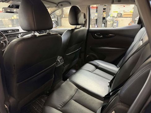 Used 2022 Nissan Rogue Sport SL AWD/4WD image 26
