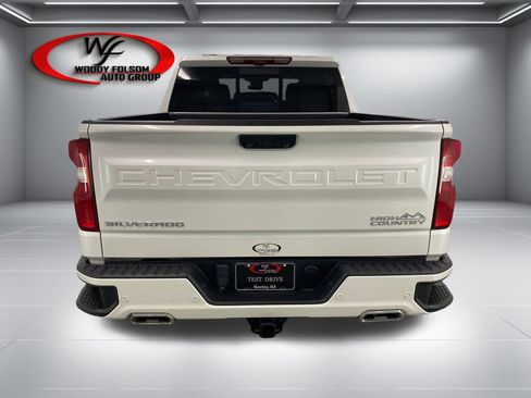 Used 2024 Chevrolet Silverado 1500 High Country w/ Technology Package AWD/4WD image 8